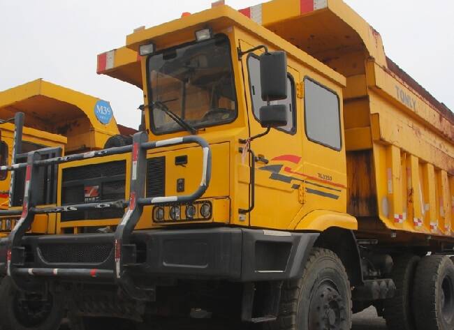USED TONLY MINING DUMP TRUCKS TONLY 875D