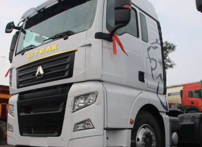 Sitrak Tractor Trucks White